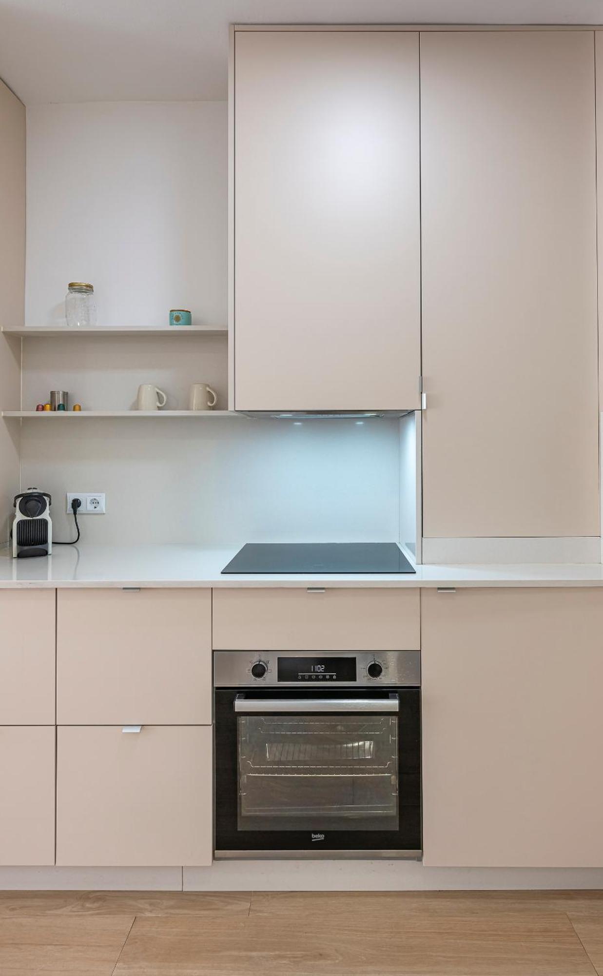 Apartamento ✺fenomenal Estudio En Milla De Oro✺piscina✺parking
