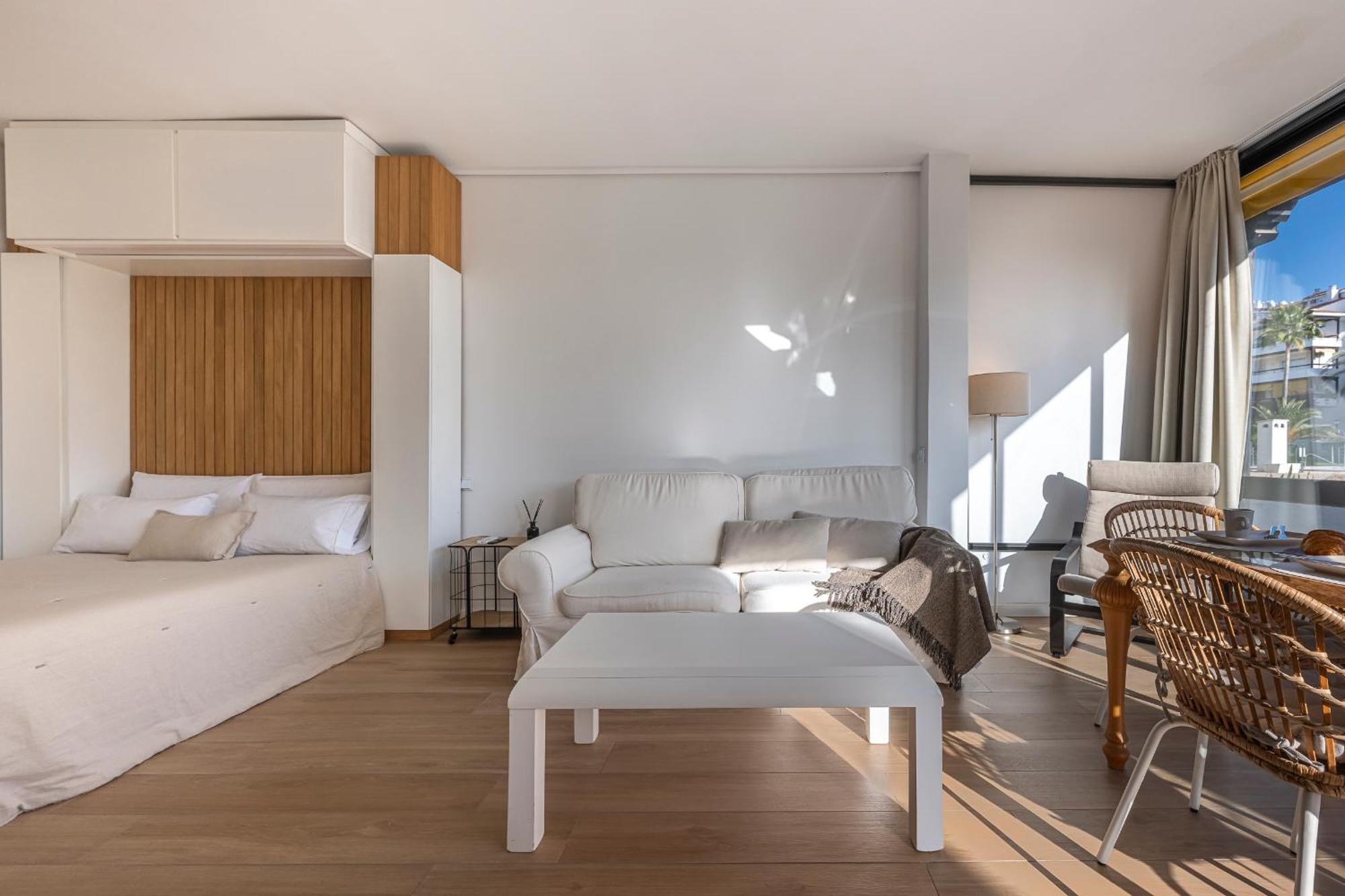 ✺fenomenal Estudio En Milla De Oro✺piscina✺parking Apartamento