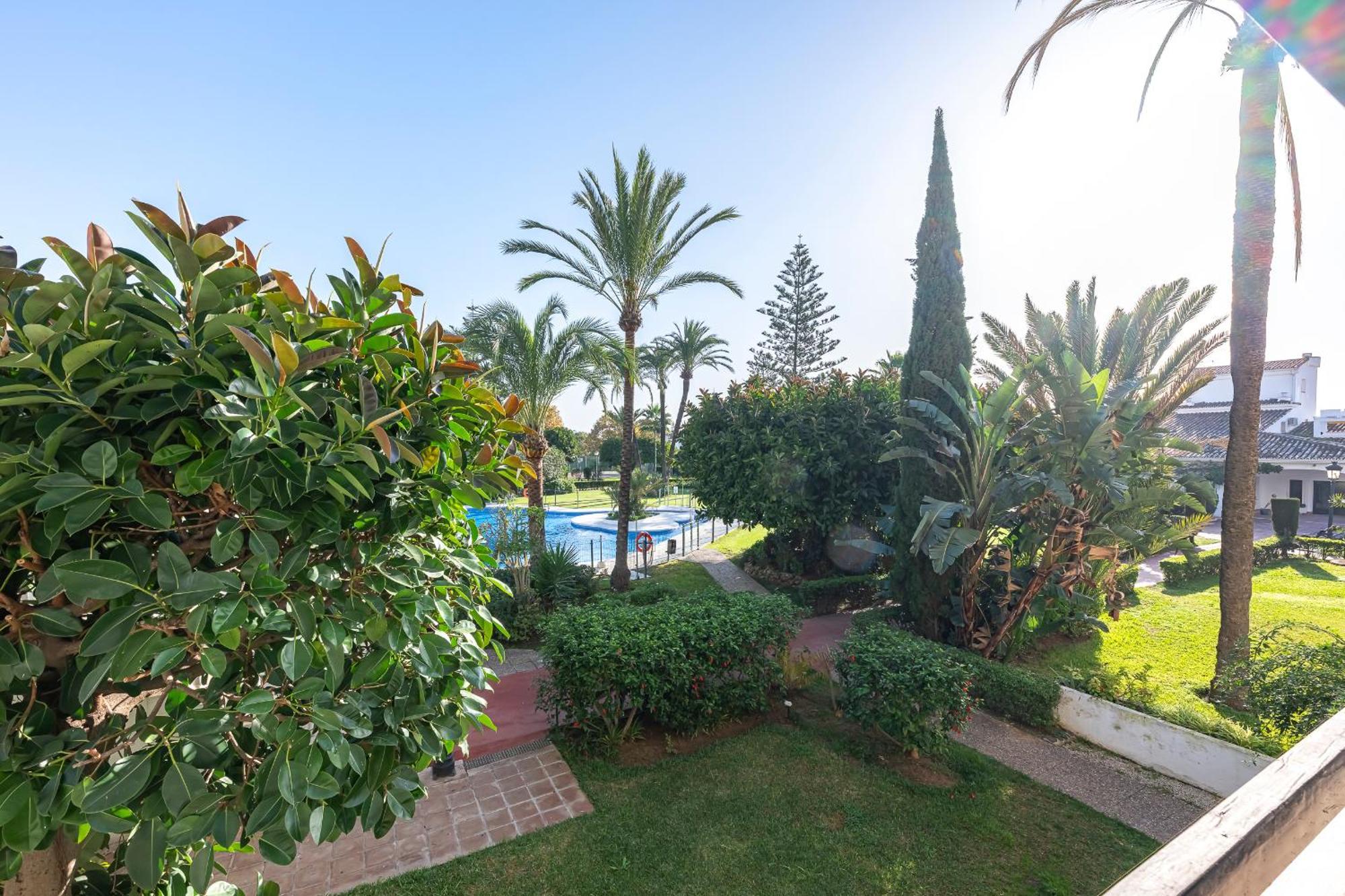 ✺fenomenal Estudio En Milla De Oro✺piscina✺parking Apartamento